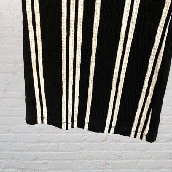 LOVE TREE -- Palazzo Pants, Wide Leg, Elastic Waist, Black/White Vertical Stripe - Picture 4 of 8